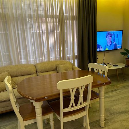 Asmati Apartment 2 巴统 外观 照片